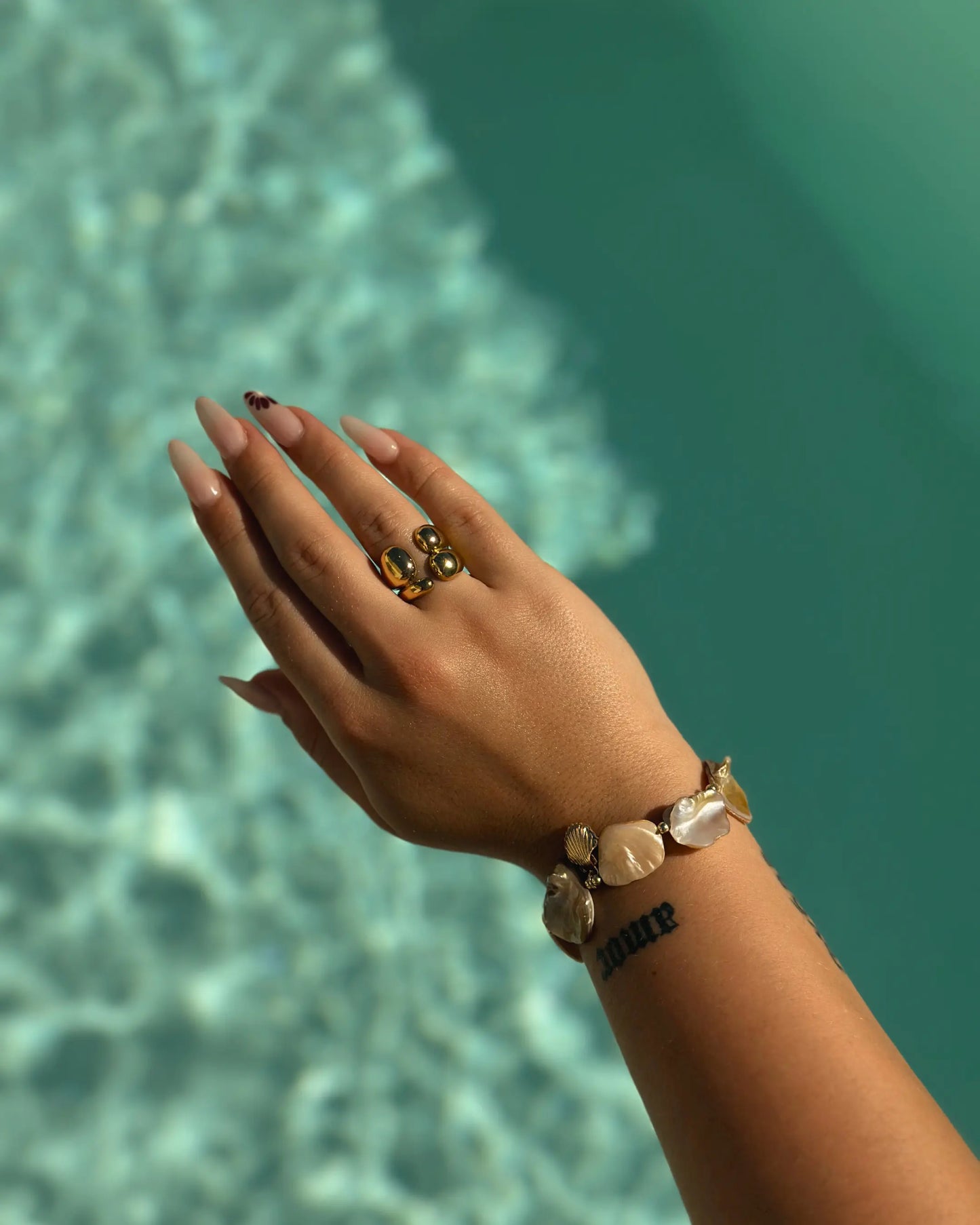 Bracelet SOLENZA bijoux et accessoires, acier inoxydable plaqué or, plaqué argent, bijoux pas cher, bijoux femme, cadeau femme, BRACELET
ÉVIDENCE BIJOUX