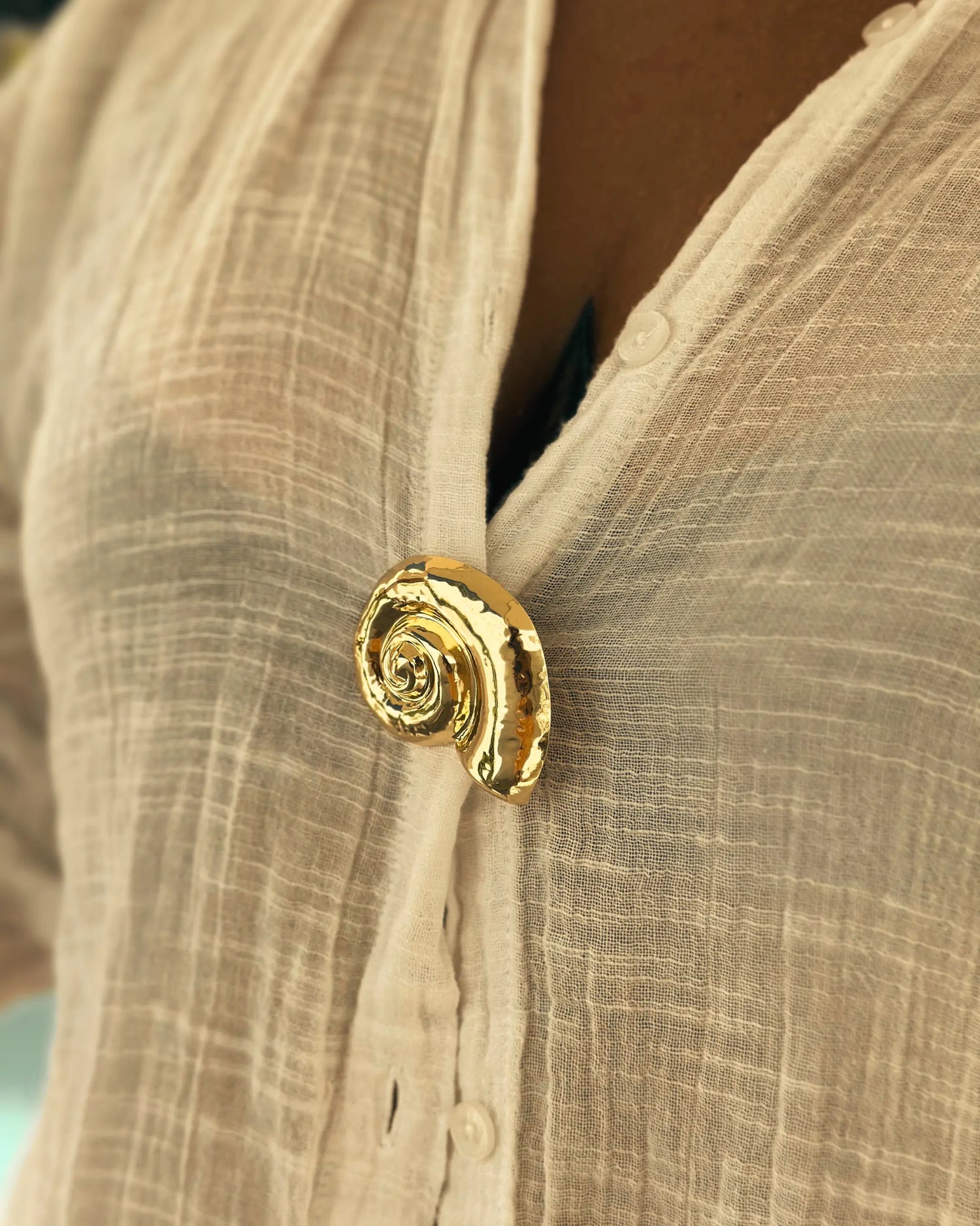 Broche SAND, bijoux et accessoires, acier inoxydable plaqué or, bijoux pas cher, bijoux femme, cadeau femme
